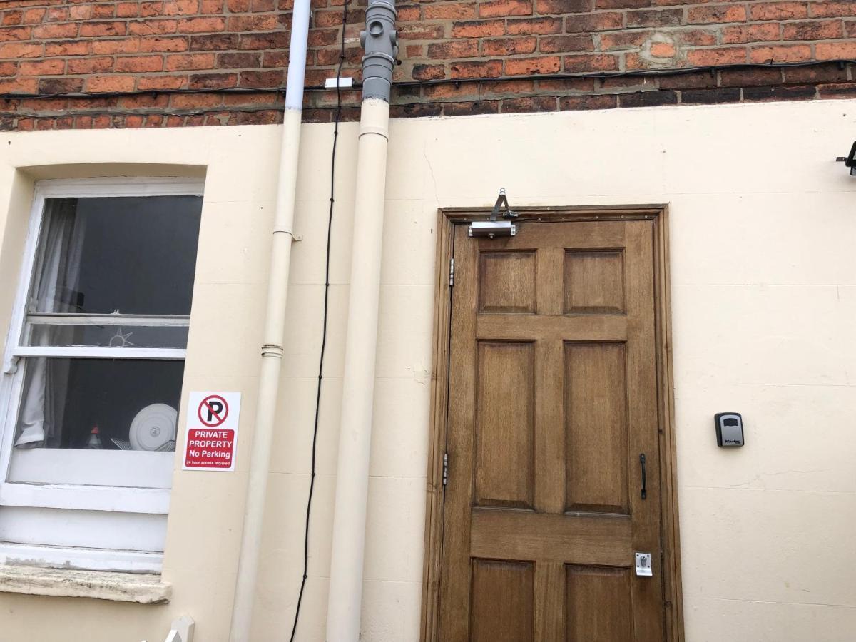 Comfortable Home Away From Home, Town Centre, Free Parking,Multiple Rooms Cheltenham Eksteriør billede