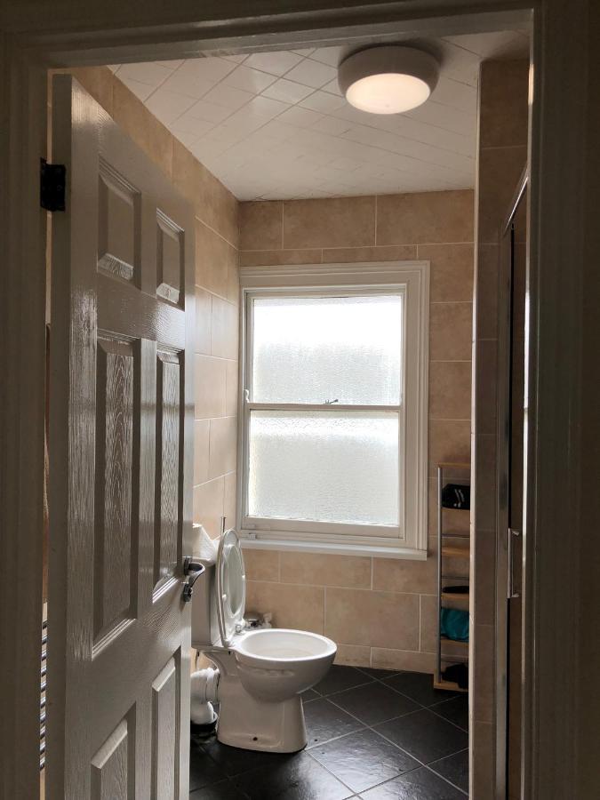 Comfortable Home Away From Home, Town Centre, Free Parking,Multiple Rooms Cheltenham Eksteriør billede