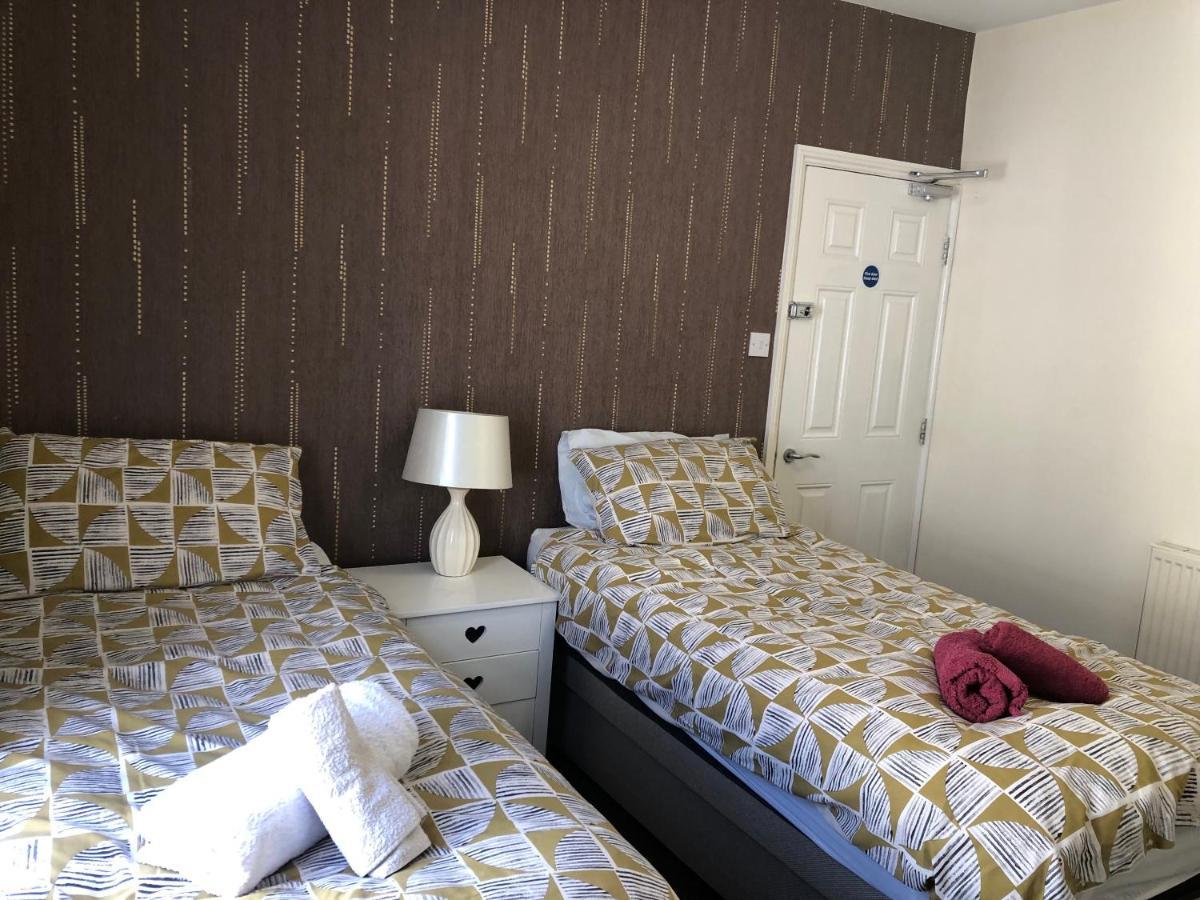 Comfortable Home Away From Home, Town Centre, Free Parking,Multiple Rooms Cheltenham Eksteriør billede