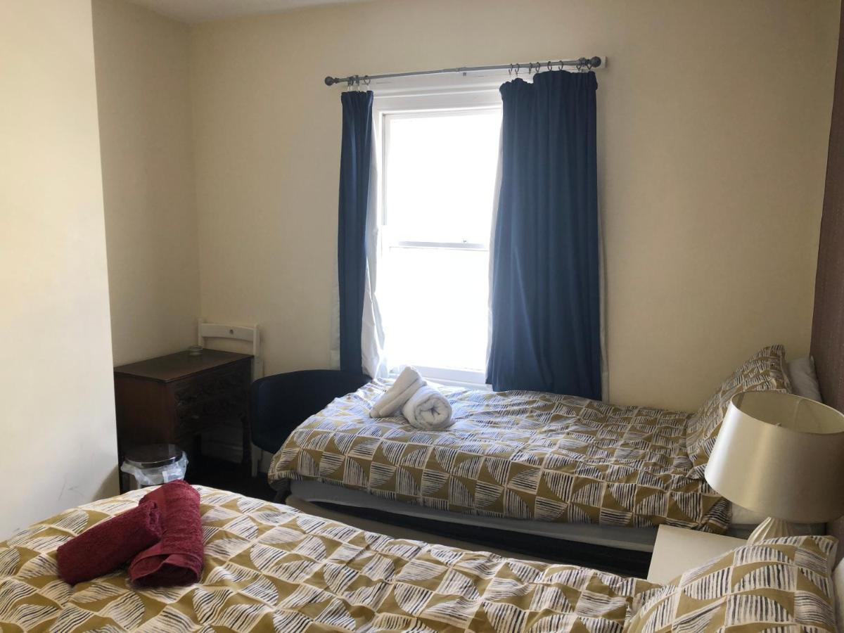 Comfortable Home Away From Home, Town Centre, Free Parking,Multiple Rooms Cheltenham Eksteriør billede